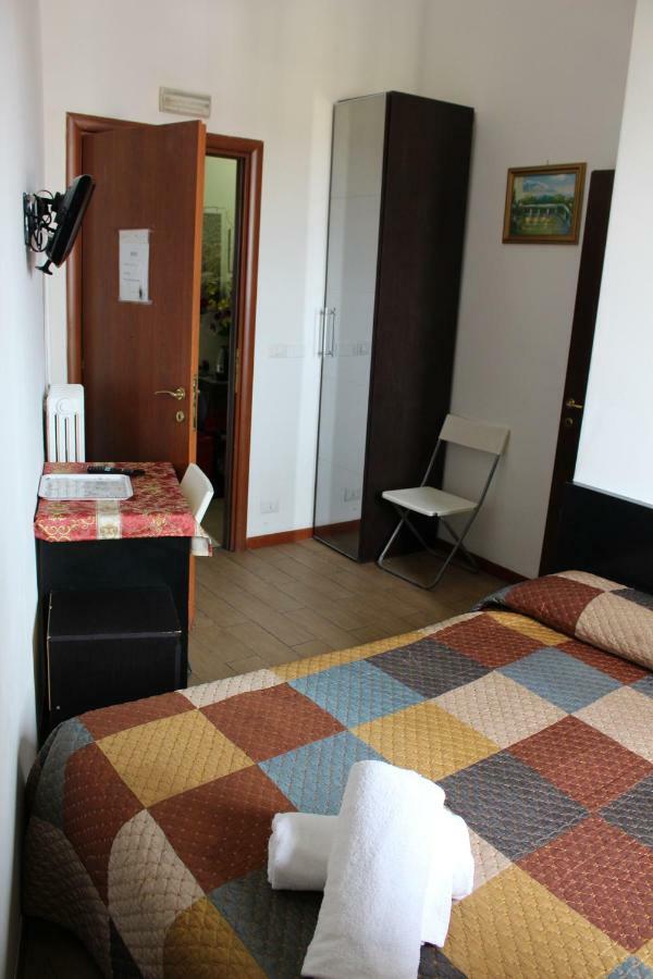 Light Inn Affittacamere Roma Dış mekan fotoğraf